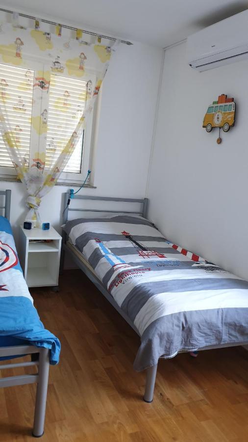Beachfront Apartmant Veli Novi Vinodolski Kültér fotó