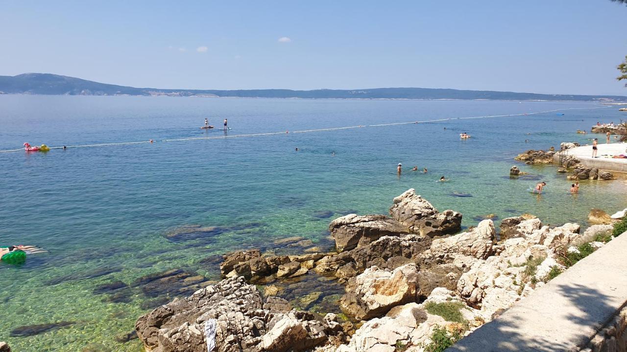Beachfront Apartmant Veli Novi Vinodolski Kültér fotó